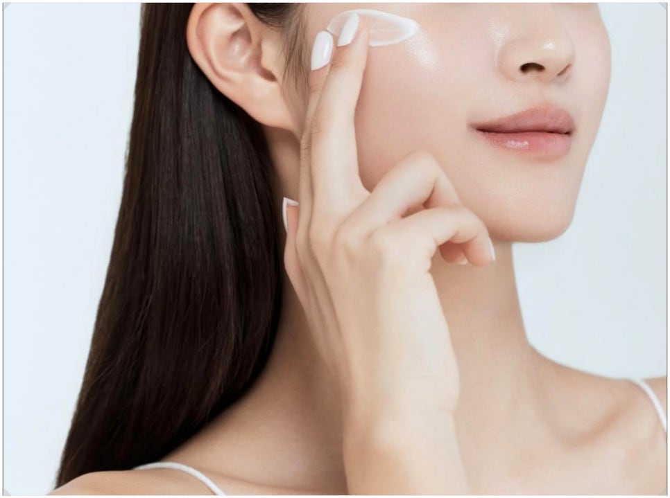 Scultra in Yeoksam-dong: If you’re worried about artificial-looking volume, visit Transparent Dermatology Clinic! image 4