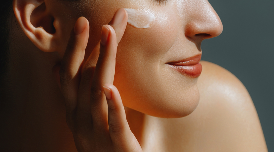 Keep Skin Moisturized with Yeoksam Station Skin Booster Belotero Revive image 4