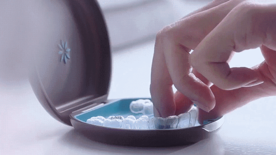 치아교정종류 파헤치기 (투명교정 일반교정 비교) 관련 이미지 2