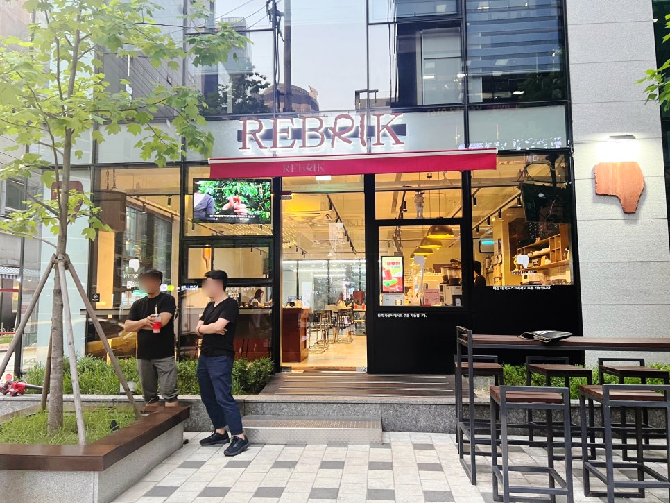 강남역베이커리카페추천, 강남역미드센추리모던카페 강남역커피맛집 추천 리브릭커피(Rebrik) 관련 이미지 3