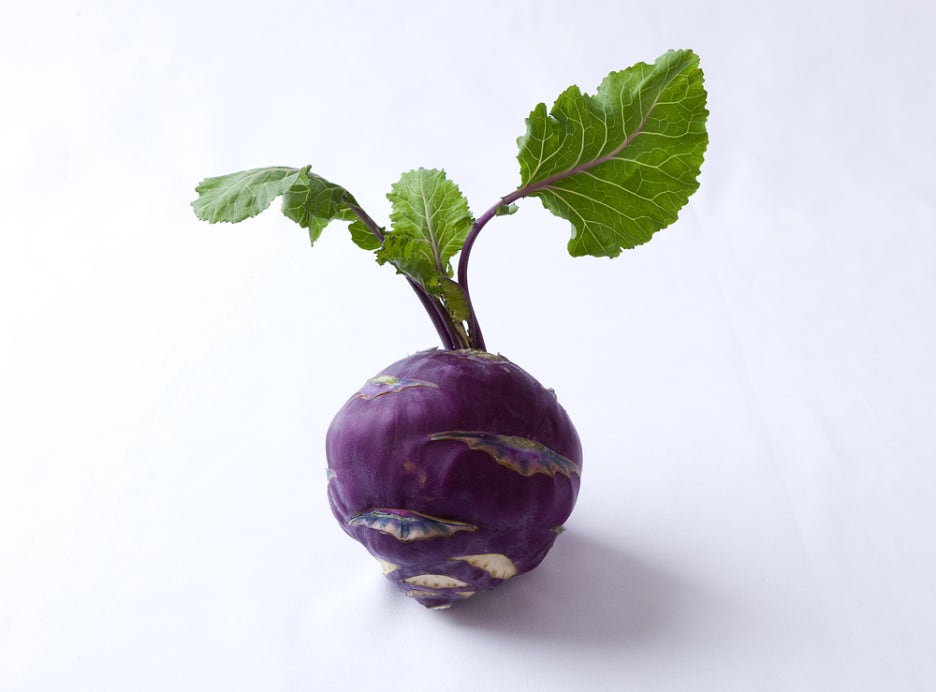 4 Benefits of Kohlrabi and Things to Keep in Mind When Eating It image 2