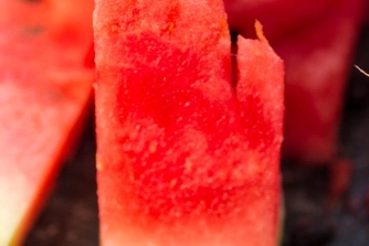 What Are the Nutritional Components, Benefits, and Side Effects of Watermelon? image 11