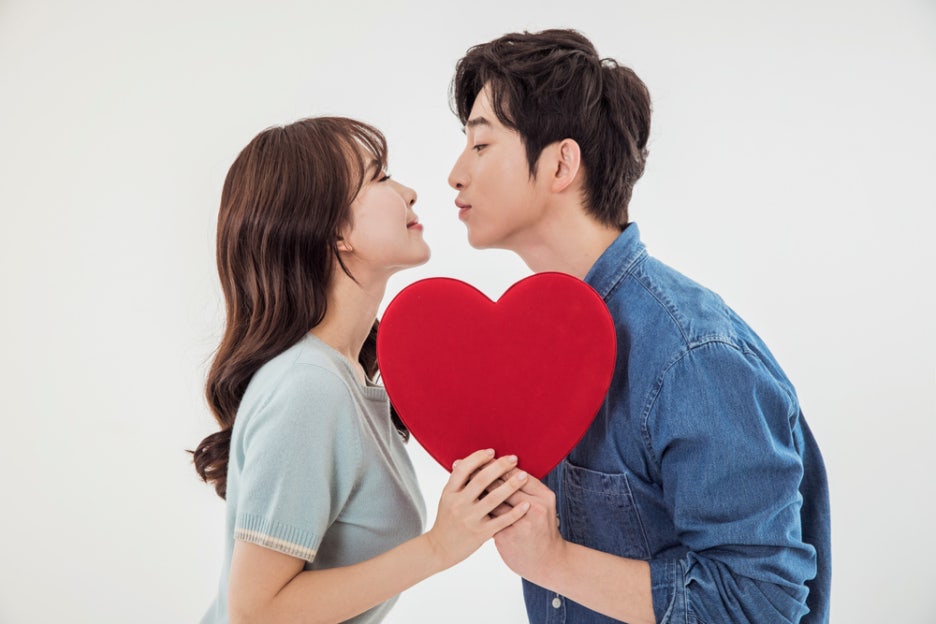 구순염 증상 틴트 사용 주의 키스 가능 여부까지 한눈에 관련 이미지 6