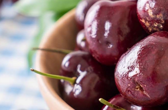 What Does Gout Mean? Toe Pain Symptoms and Foods Good for Gout image 12