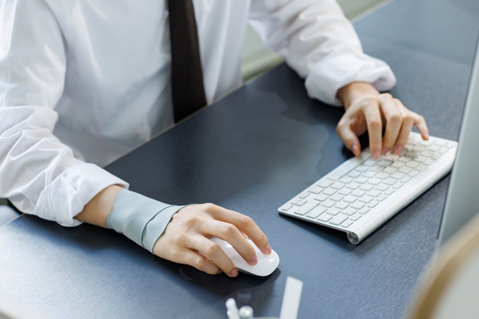 Wrist Tendonitis Self-Check: From the Causes of Wrist Pain to Stretching image 2