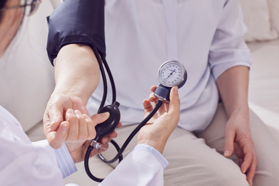 How to Lower Blood Pressure: Practical Methods You Can Try in Daily Life image 5