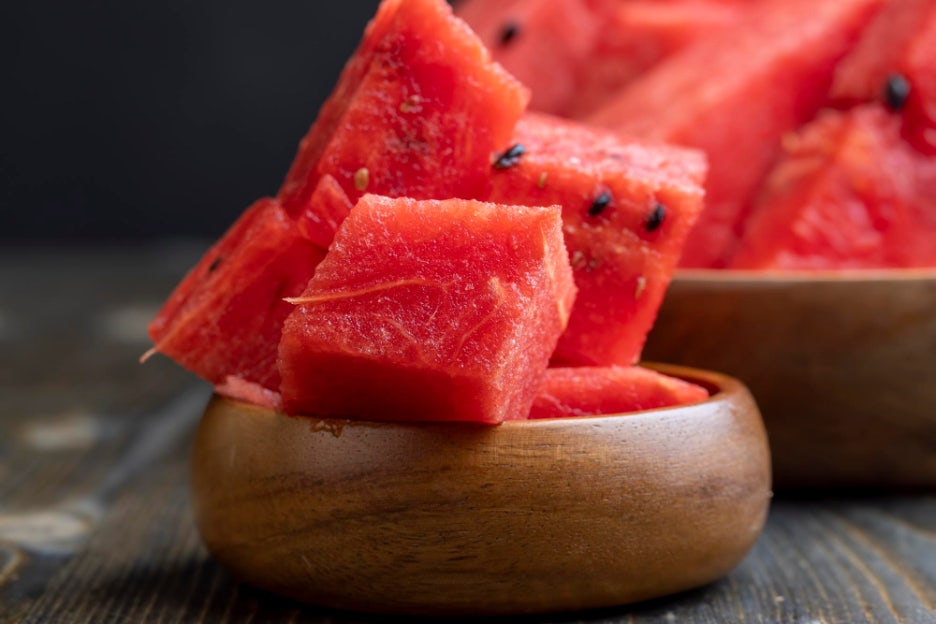 What Are the Nutritional Components, Benefits, and Side Effects of Watermelon? image 4