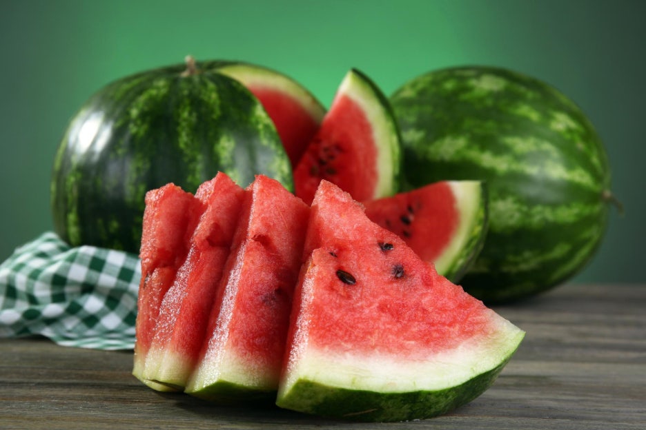 What Are the Nutritional Components, Benefits, and Side Effects of Watermelon? image 2