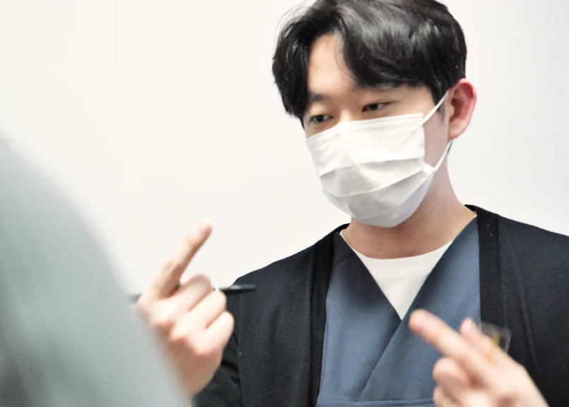 합정 피부과, 이마와 미간 보톡스 주기와 효과 관련 이미지 3