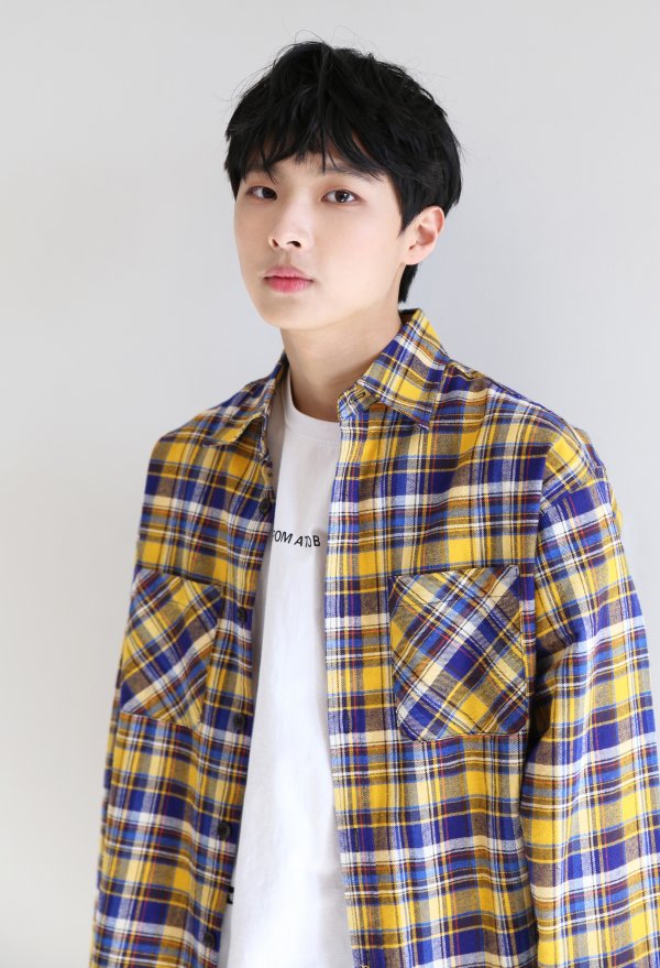 리미트리스 윤희석, 멤버 간 관련 이미지 1