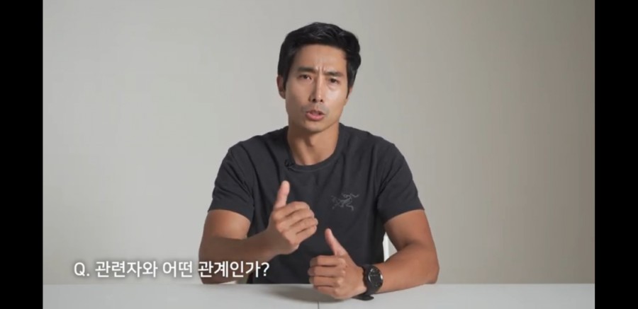 이근 대위, 관련 이미지 2