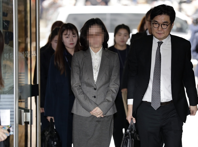 정경심 교수 추가 기소, 내일 구속 기간 만료 조국 소환 초읽기 관련 이미지 7