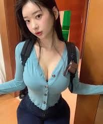 맥심 모델 신재은 결혼, 축가는 뮤지가 부름 관련 이미지 1