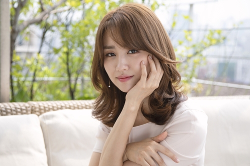 배우 박하선 동생 사망, 원인 심장마비 슬픔 속 발인 관련 이미지 4