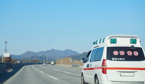 구급차 택시, 가로막아 관련 이미지 2