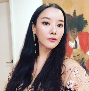가수 호란 이준혁과 열애, 20년차 기타리스트 이준혁 관련 이미지 1