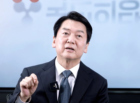 속보) 윤석열 안철수 단일화! 투표 민심은? 관련 이미지 4