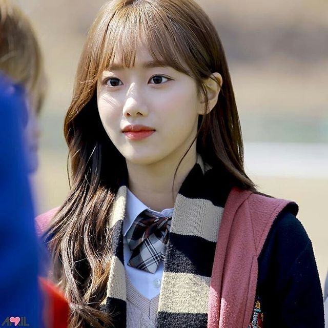 에이프릴 이나은, 과거 관련 이미지 3