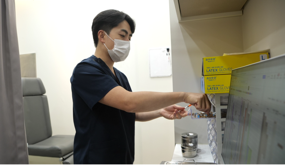 Gongdeok Dermatology, CUREJET Juvelook Pore Treatment: After How Many Sessions Will You Notice a Difference? image 9