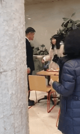 롯데리아 진상녀(영상) 결말 관련 이미지 2