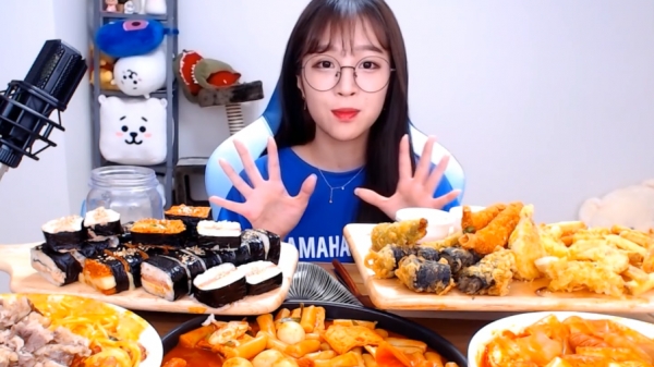 라디오쇼, 크리에이터 관련 이미지 11