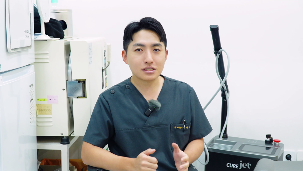 CO2 Laser Procedure Effects: Why It Can Remove Moles and Treat Scars image 3