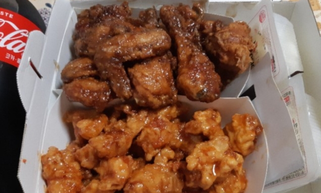 호식이 두마리치킨 스윗츠갈릭 매운간장치킨 먹어본 후기 관련 이미지 1