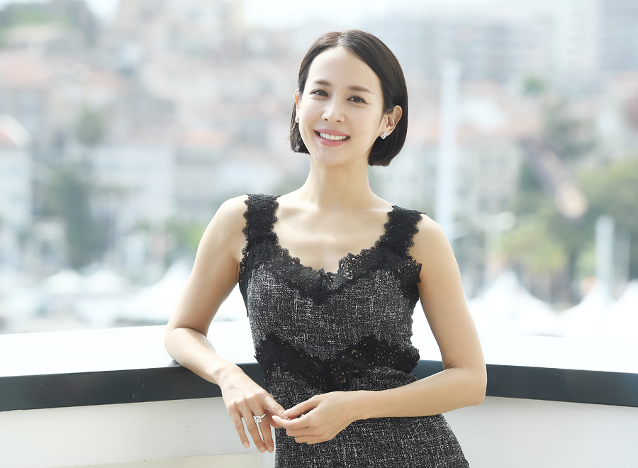 청룡영화제 수상자 작품 정리, 최우수 작품상 봉준호 감독 기생충 관련 이미지 6