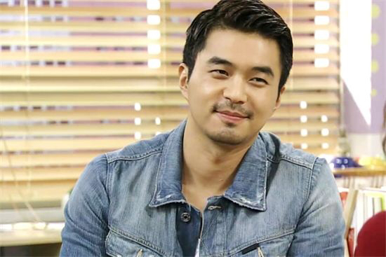 김유지 정준 공식커플 탄생,13살 차이 관련 이미지 9