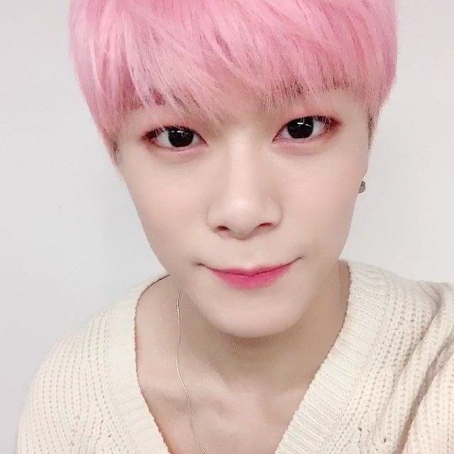 아스트로 문빈 사망, 자택서 극단적 선택.. 관련 이미지 3