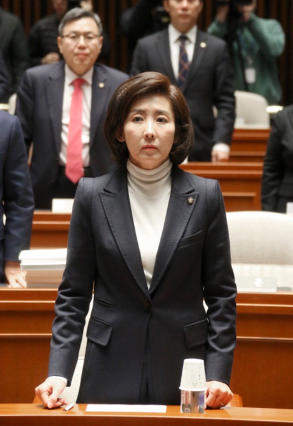한국당 필리버스터 논란, 필리버스터가 도대체 뭐길래? 관련 이미지 2