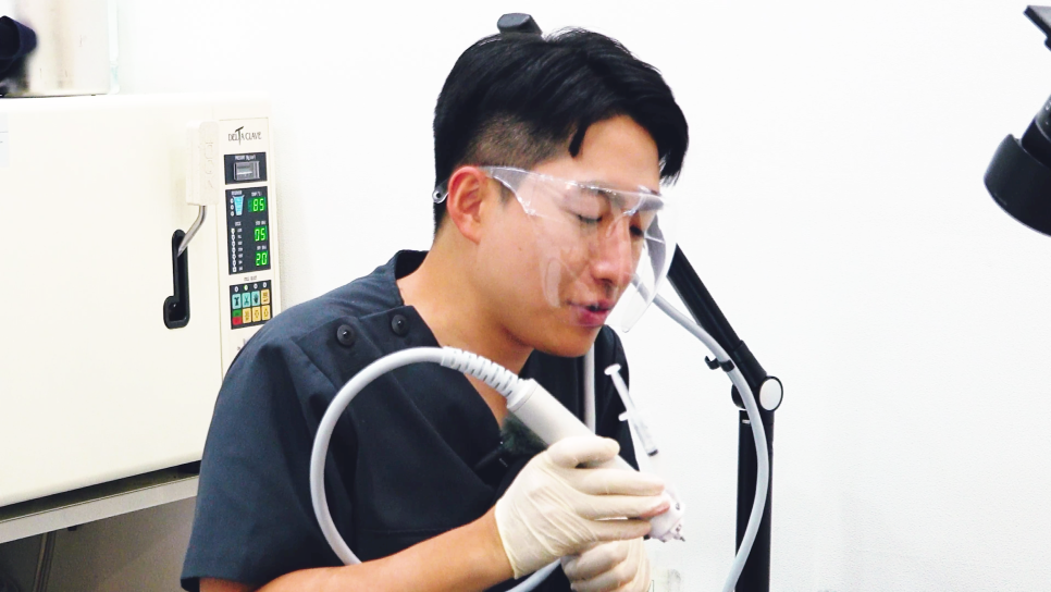 홍대 피부과, 여드름 흉터 없애는 게 아니라 안 보이게 만드는 겁니다 관련 이미지 7