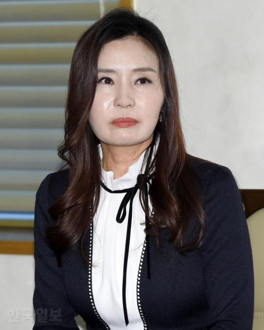 가수 최사랑, 허경영 아이 임신 낙태까지 충격 고백 화제! 관련 이미지 2