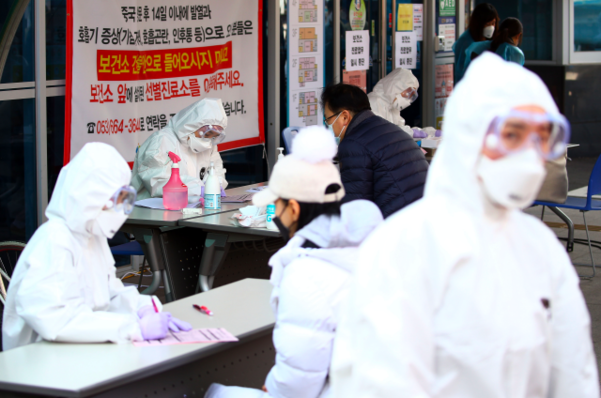 국내 코로나 현황, 관련 이미지 3