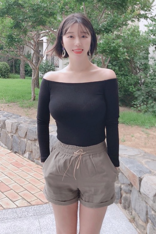 가수 나비 결혼, 중학생 동창과 함께 관련 이미지 3