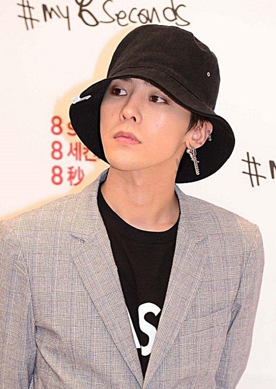 빅뱅 지드래곤 전역, 3000명 인파, 활동 재시작 연예계 복귀 관련 이미지 1