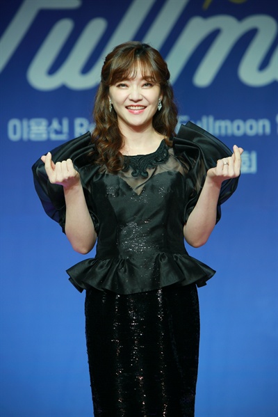 성우 이용신, 달빛천사 15년만의 리메이크 앨범 발매! 26억 펀딩 논란.. 관련 이미지 2