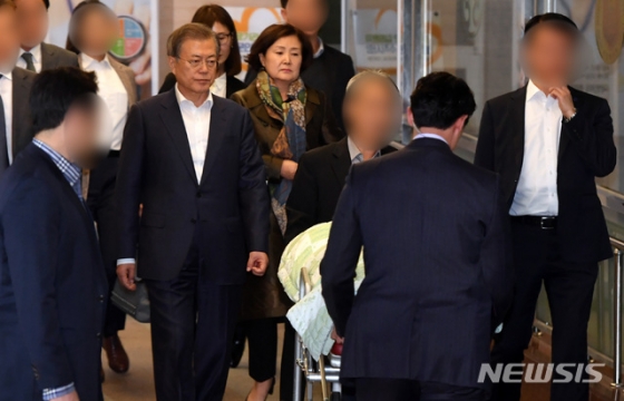 문재인 대통령 모친 별세 관련 이미지 2