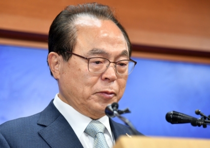오거돈 부산시장, 여성 직원 관련 이미지 3