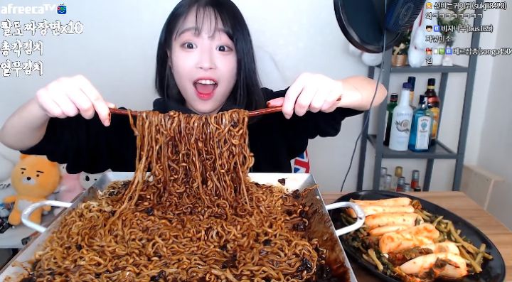 라디오쇼, 크리에이터 관련 이미지 8