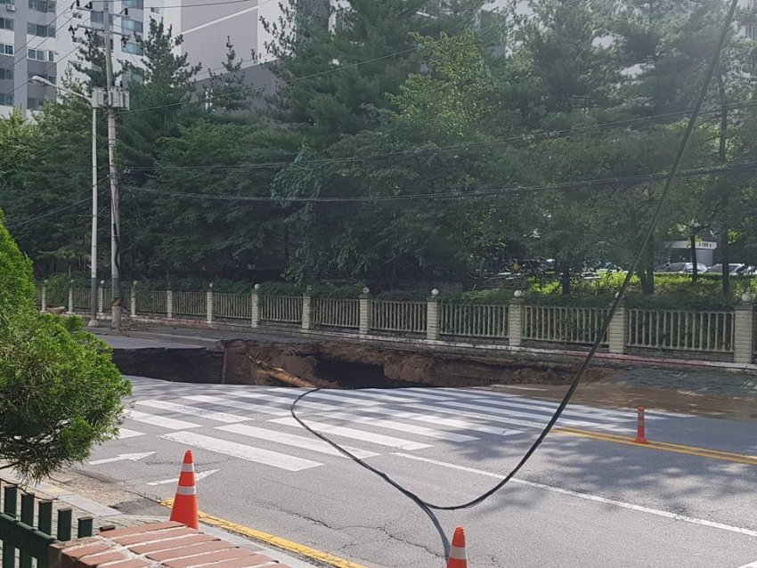 구리 싱크홀, 관련 이미지 3