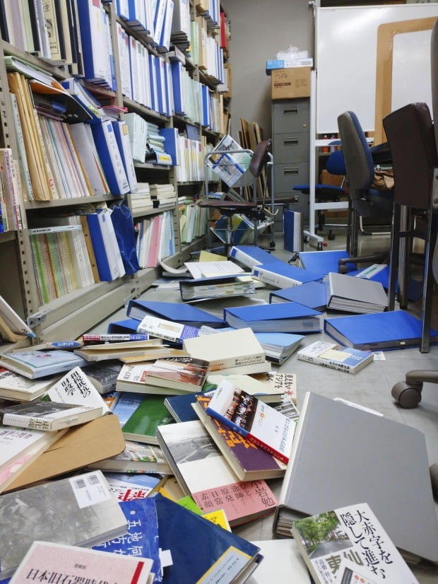 일본 후쿠시마 7.3 강진! 원전 화재 경보까지.. 관련 이미지 3