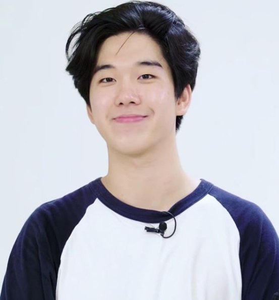 '자이언트 펭귄' 펭수, 정체는 유튜버 김동준? 관련 이미지 3