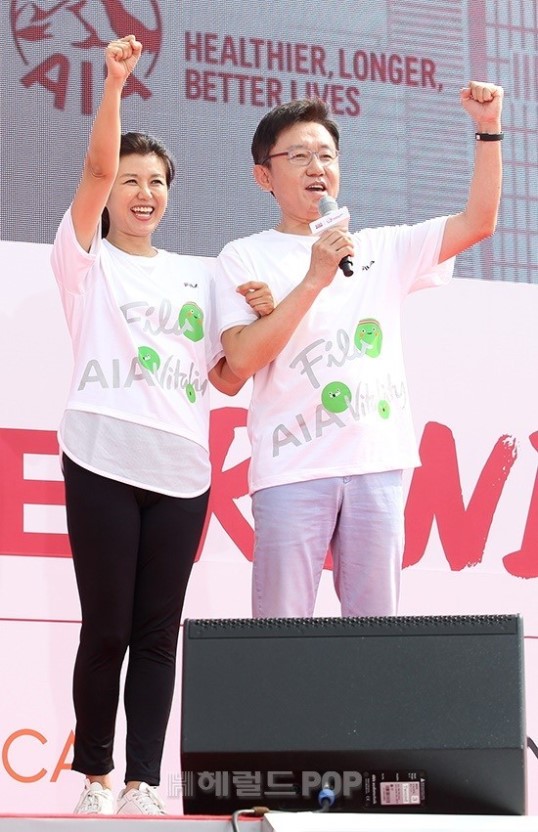 아나운서 손범수, 아내에게 큰 빚을 지고있다 논란, 무슨 빚? 관련 이미지 1