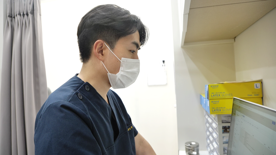 Why Skins Botox at Hapjeong Dermatology Is a Waste to Skip image 7