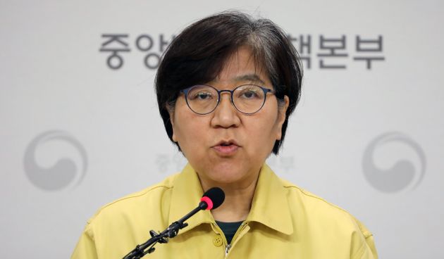 정은경 질병관리본부장, 미국 의학지에 콜센터 관련 이미지 1