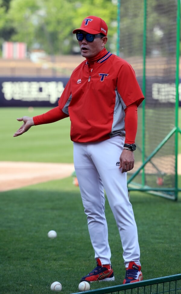 김민호 코치 아들, 한화 김성훈 사망 실족사? 광주 9층 건물서 관련 이미지 5