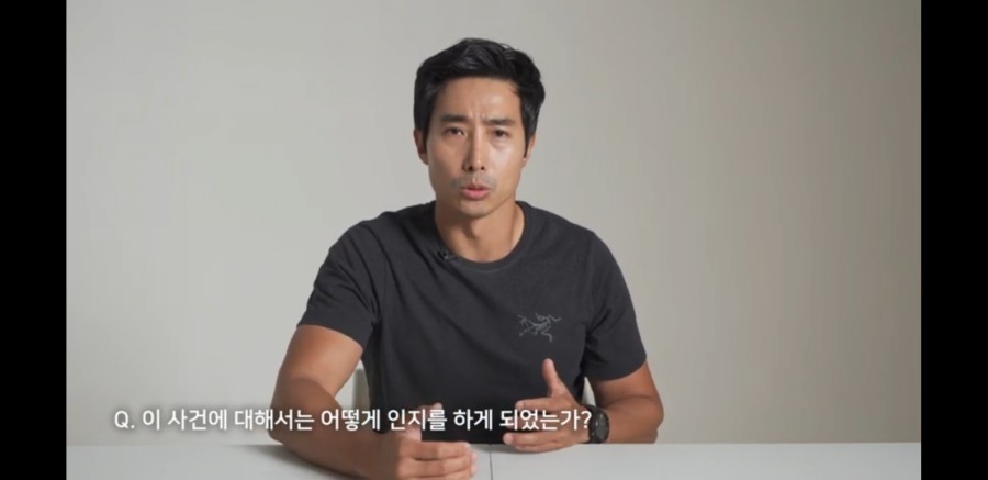 이근 대위, 관련 이미지 4