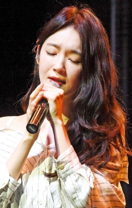 다비치 강민경, 관련 이미지 2