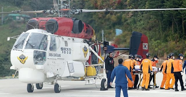 독도 헬기 실종자 수색 근황, 헬기 기체 인양 관련 이미지 1